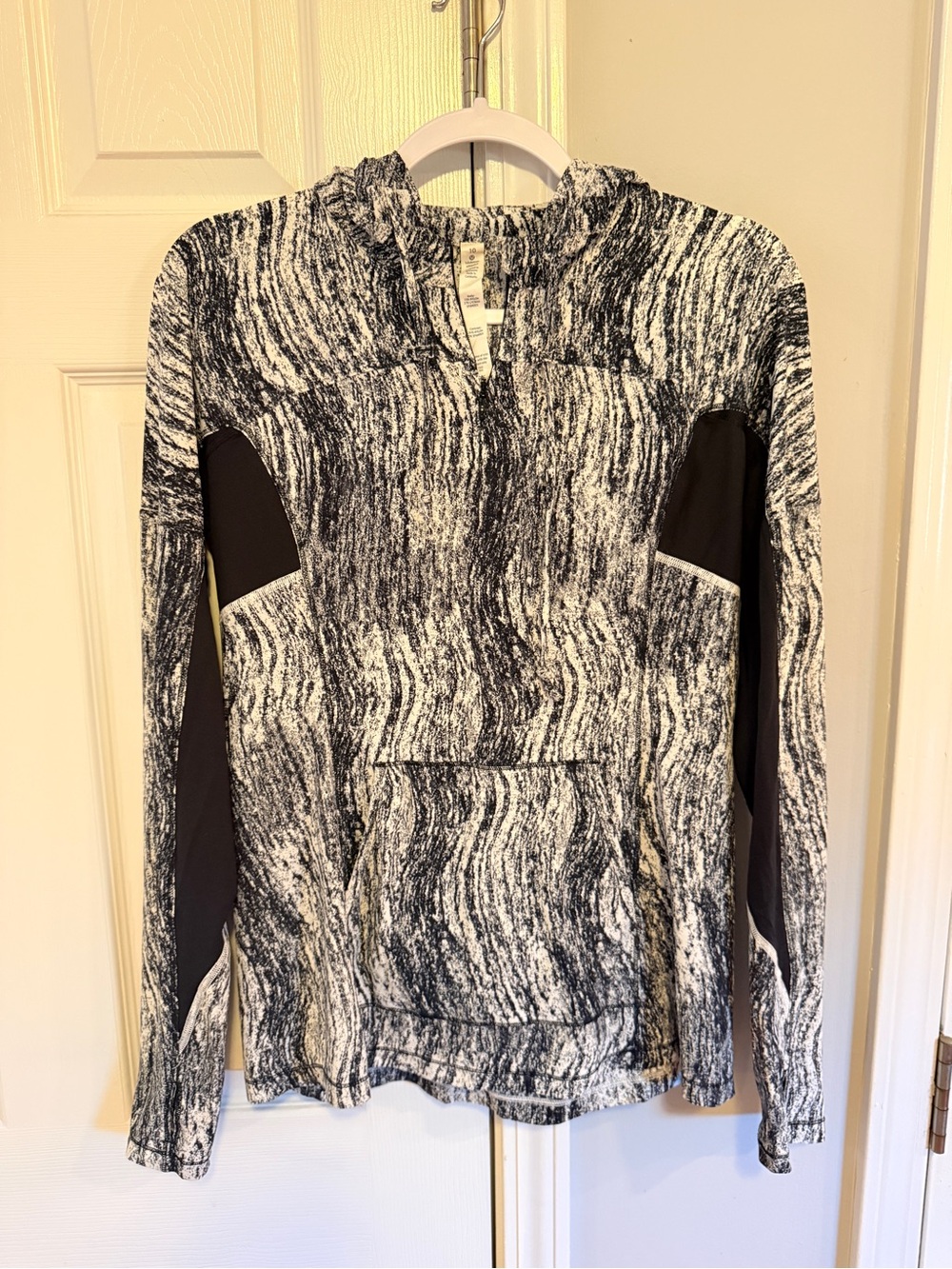 Lululemon Runbeam Hoodie - Size 10